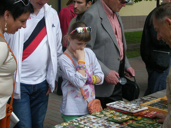 90016.jpg
